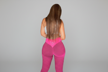 Load image into Gallery viewer, Scrunch Butt Legging - Pink
